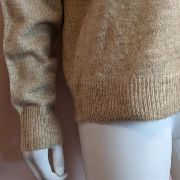 YAS Neutral Wool Blend High Neck Ribbed Hem Sweater size Large - Picture 2 of 10